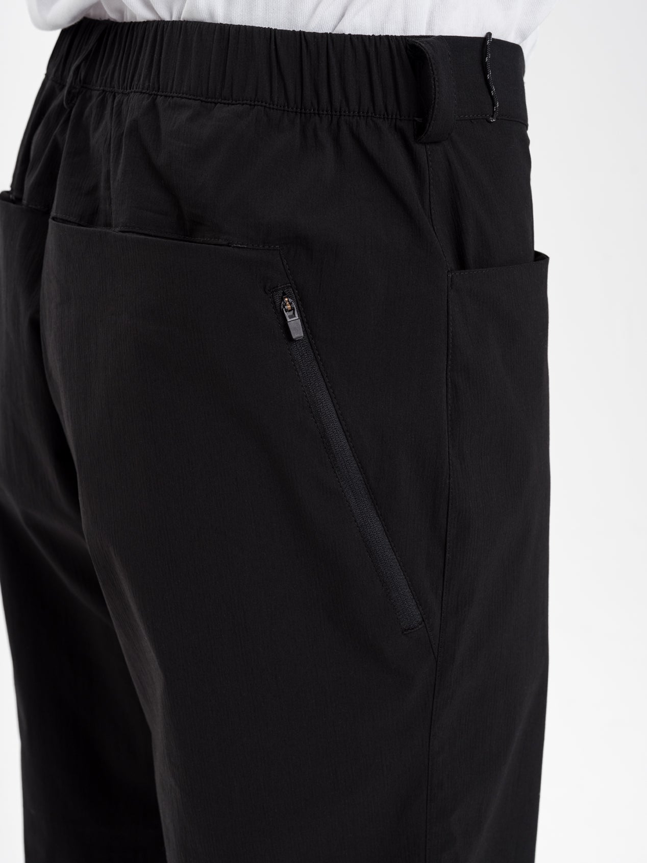 Sideway pants