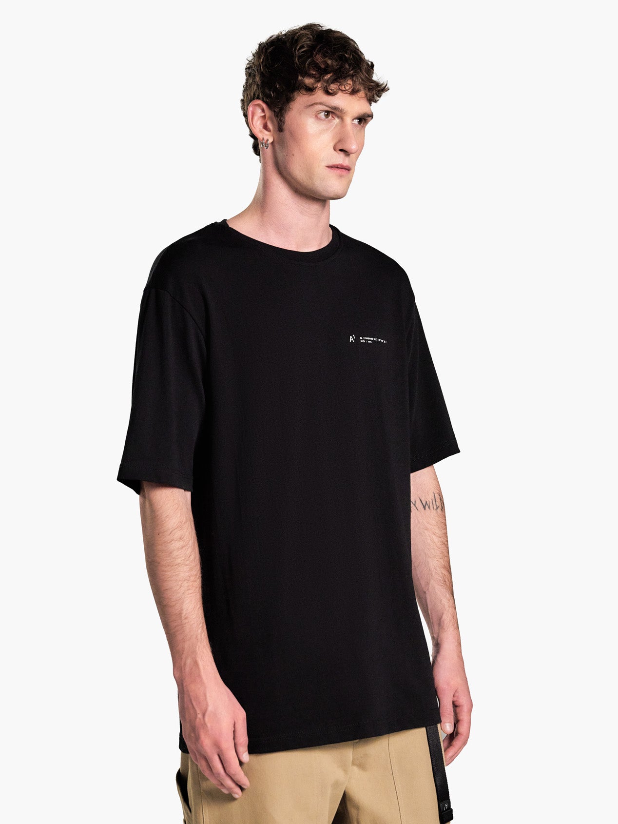 OVERLAP COLLAR T-SHIRT BLACK