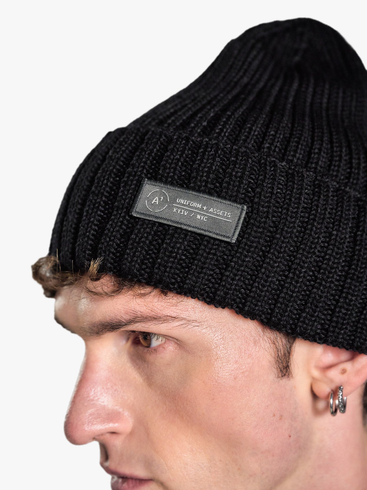 PATCH MERINO BEANIE