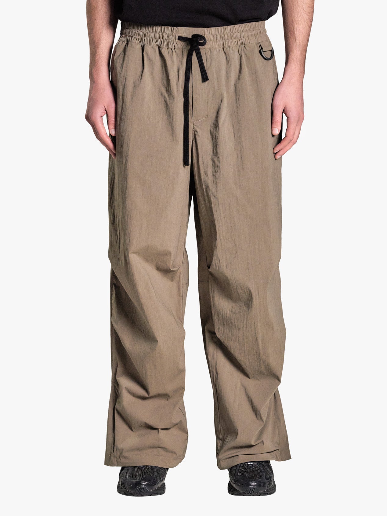 Pleat track pants khaki