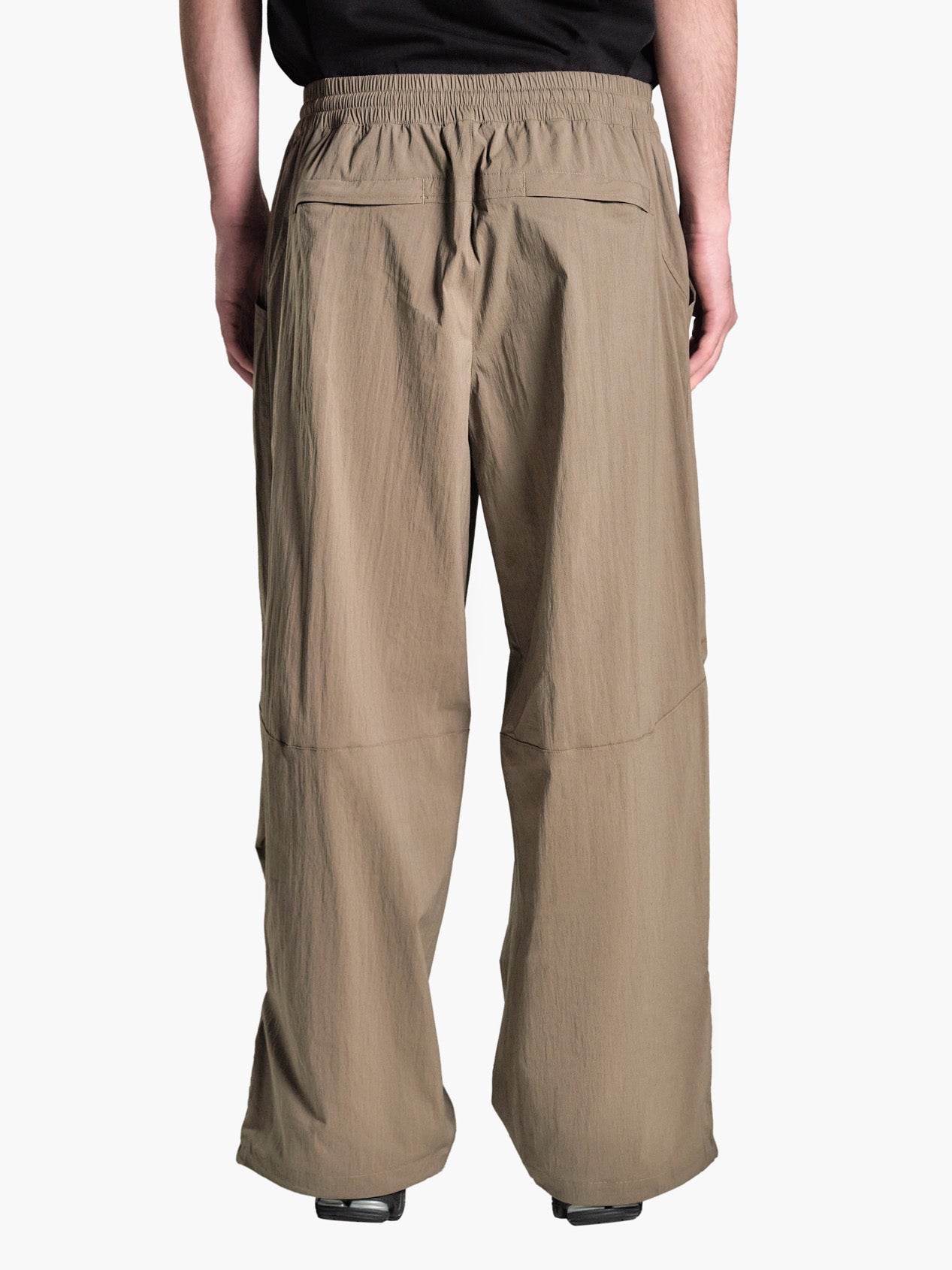 Pleat track pants khaki