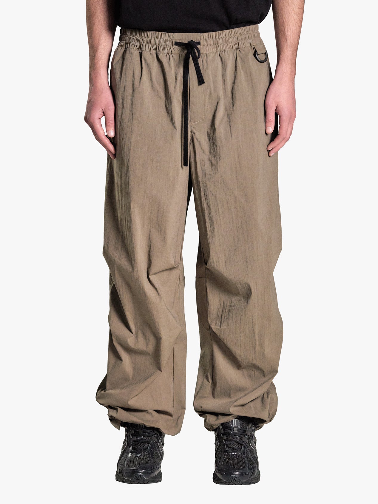 Pleat track pants khaki