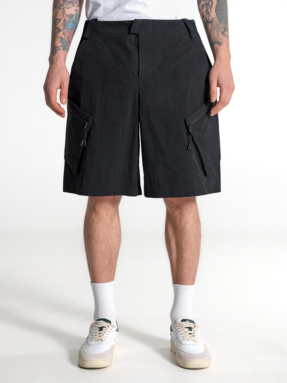 TILT TECH CARGO SHORTS