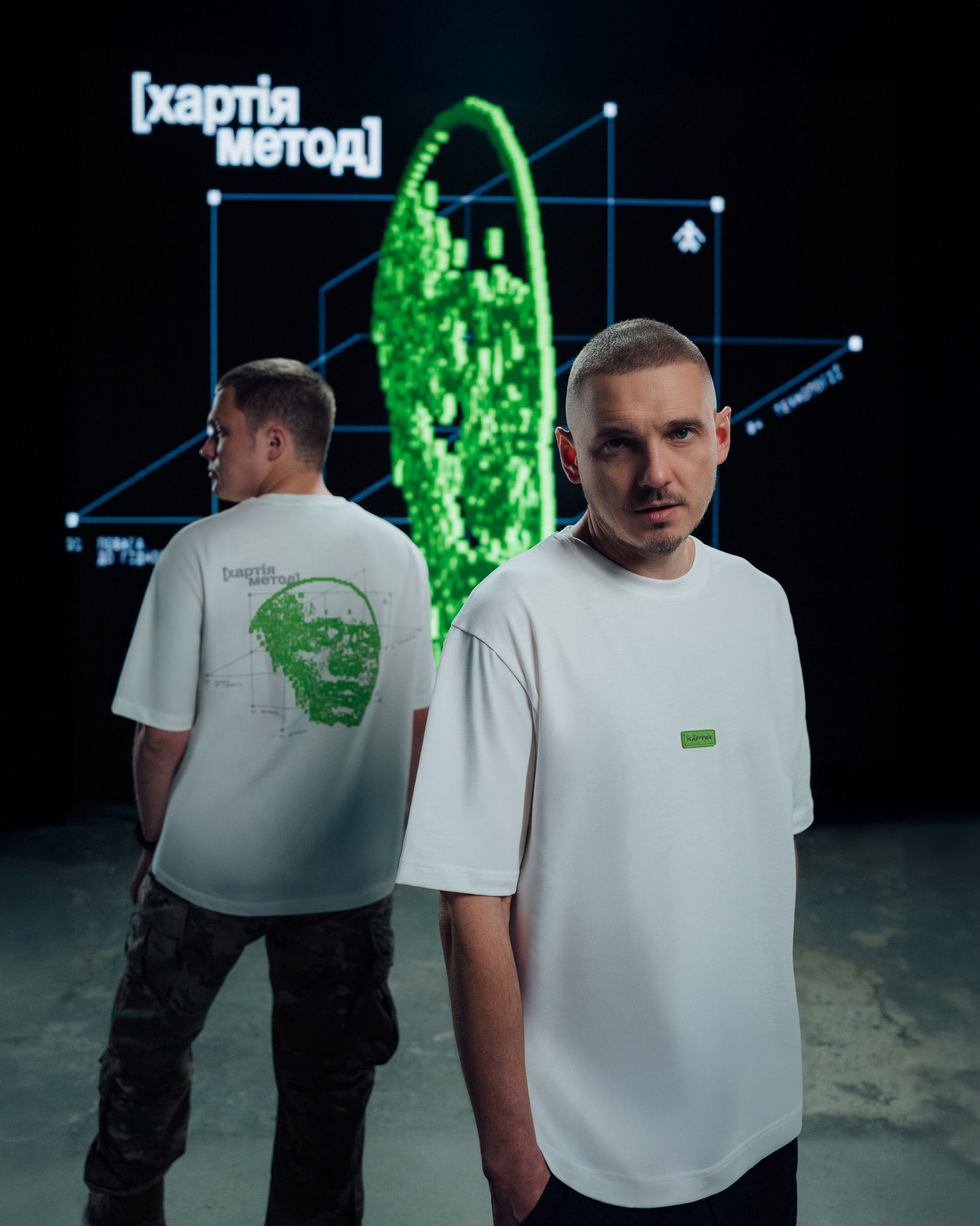 Act.1 x Хартія t-shirt